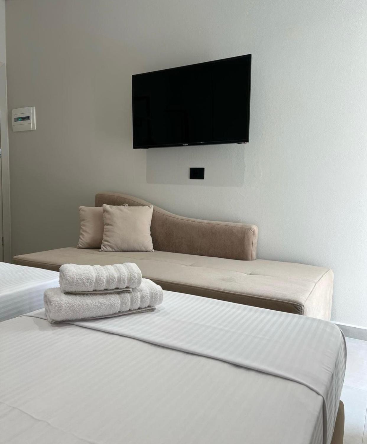 Astoria Rooms Саранда Экстерьер фото